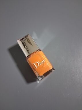 🎀 3 For $5 Or 5 For $25 Dior Mini Nail Polish